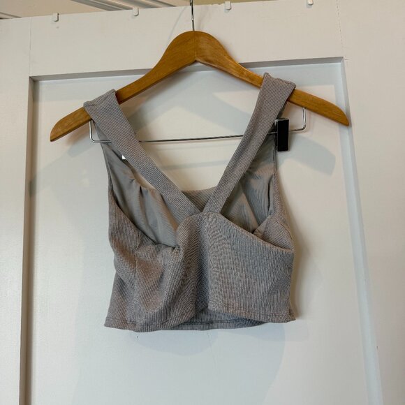 Alo Yoga Sports Bra - Picture 3 of 3